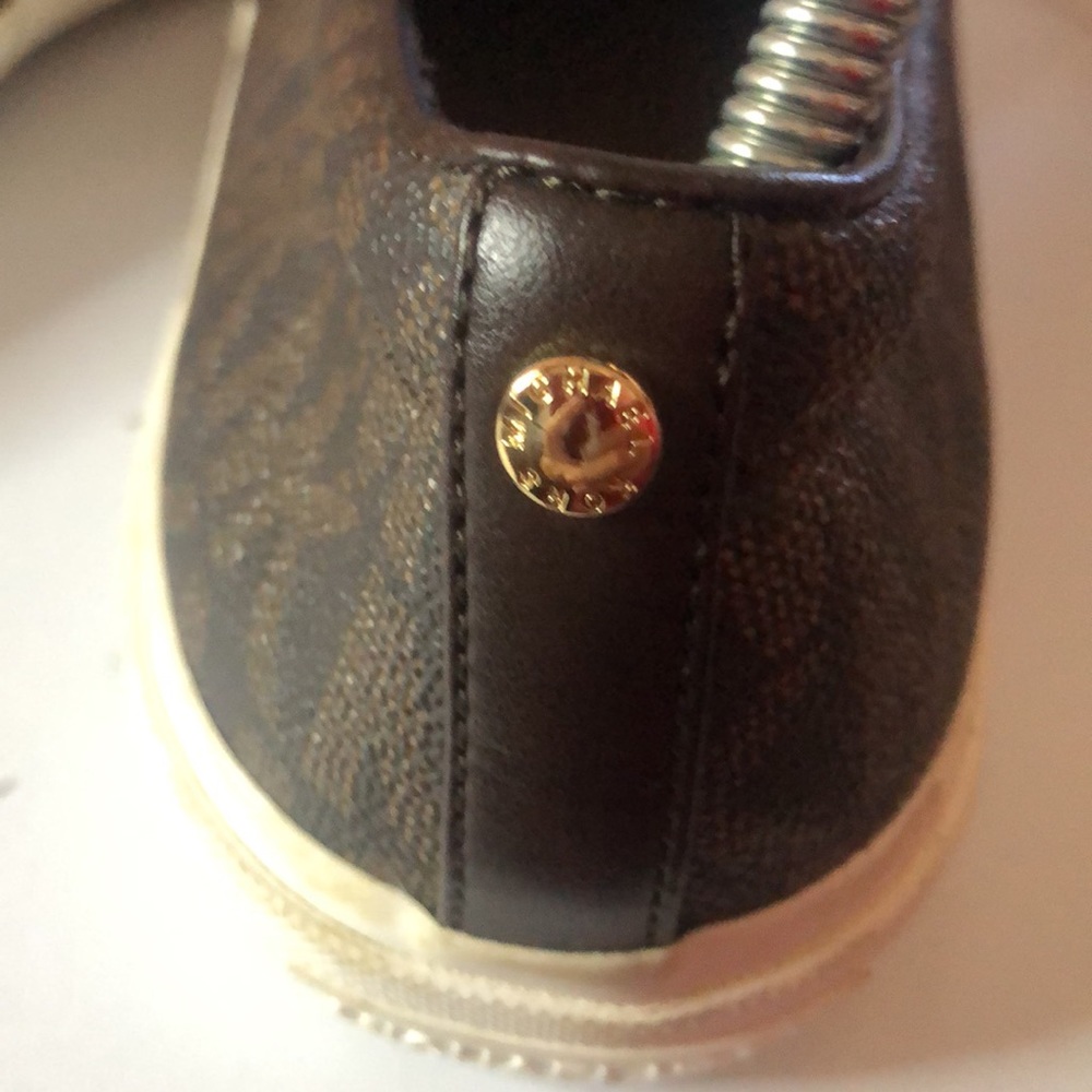 Women’s MK slip on canvas shoes - Picture 10 of 10